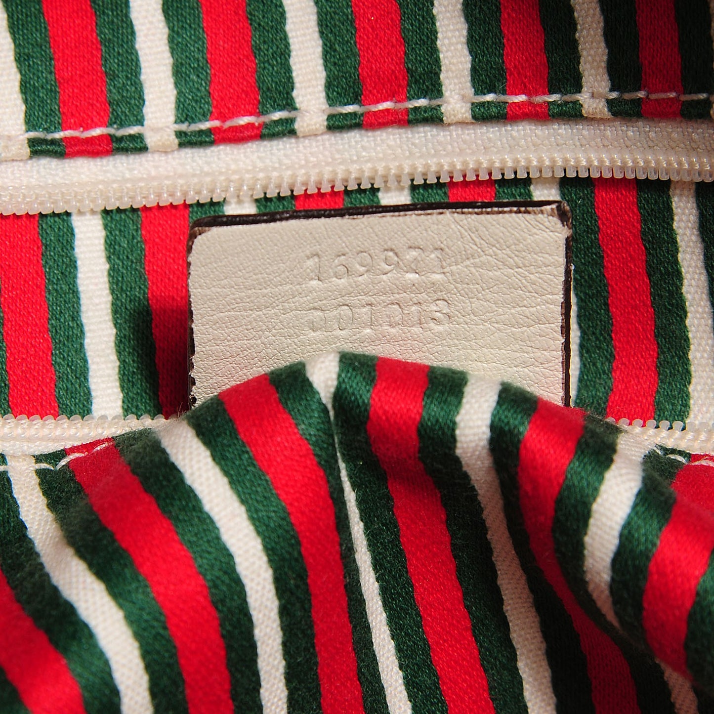 Monogram Medium New Britt Boston Off White