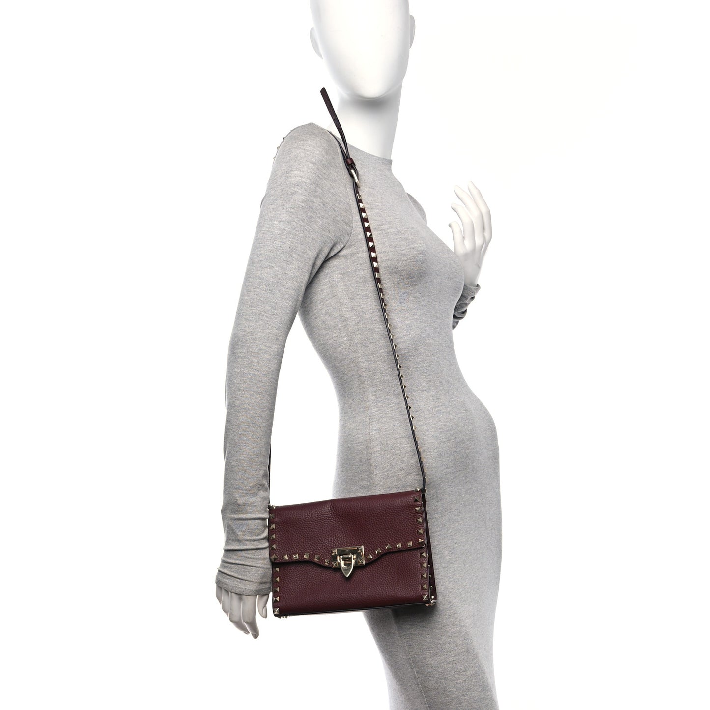 Pebbled Calfskin Medium Rockstud Flip Lock Crossbody Bag Rubin