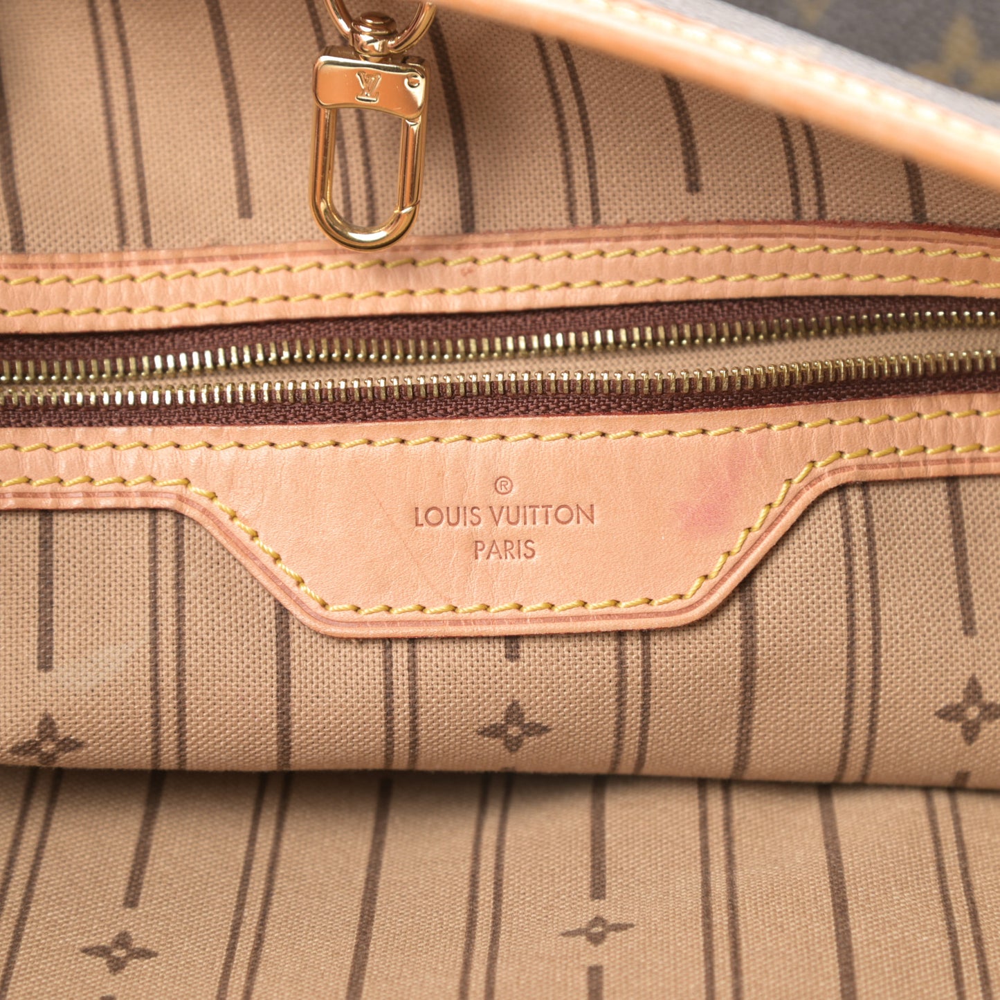 Monogram Delightful GM