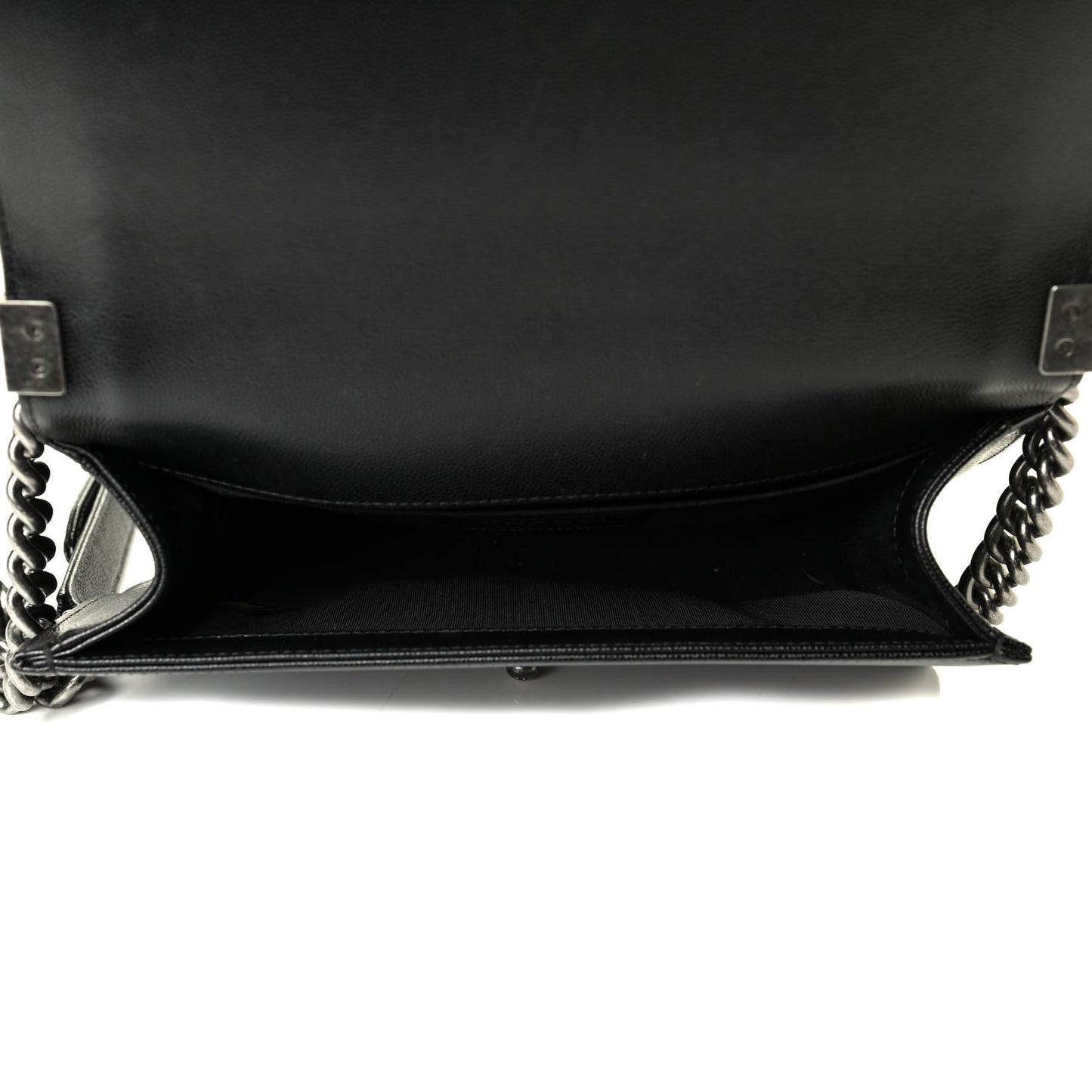 Caviar Quilted Medium Boy Flap Black