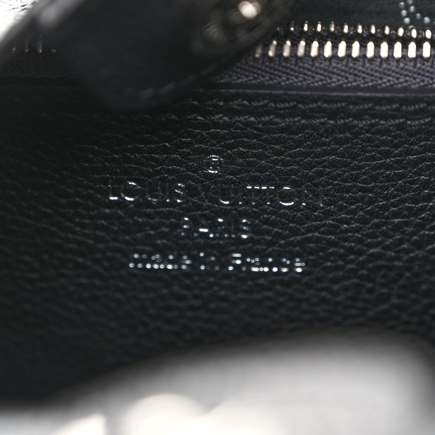 Louis Vuitton Mahina Carmel Hobo Black 6 of 9