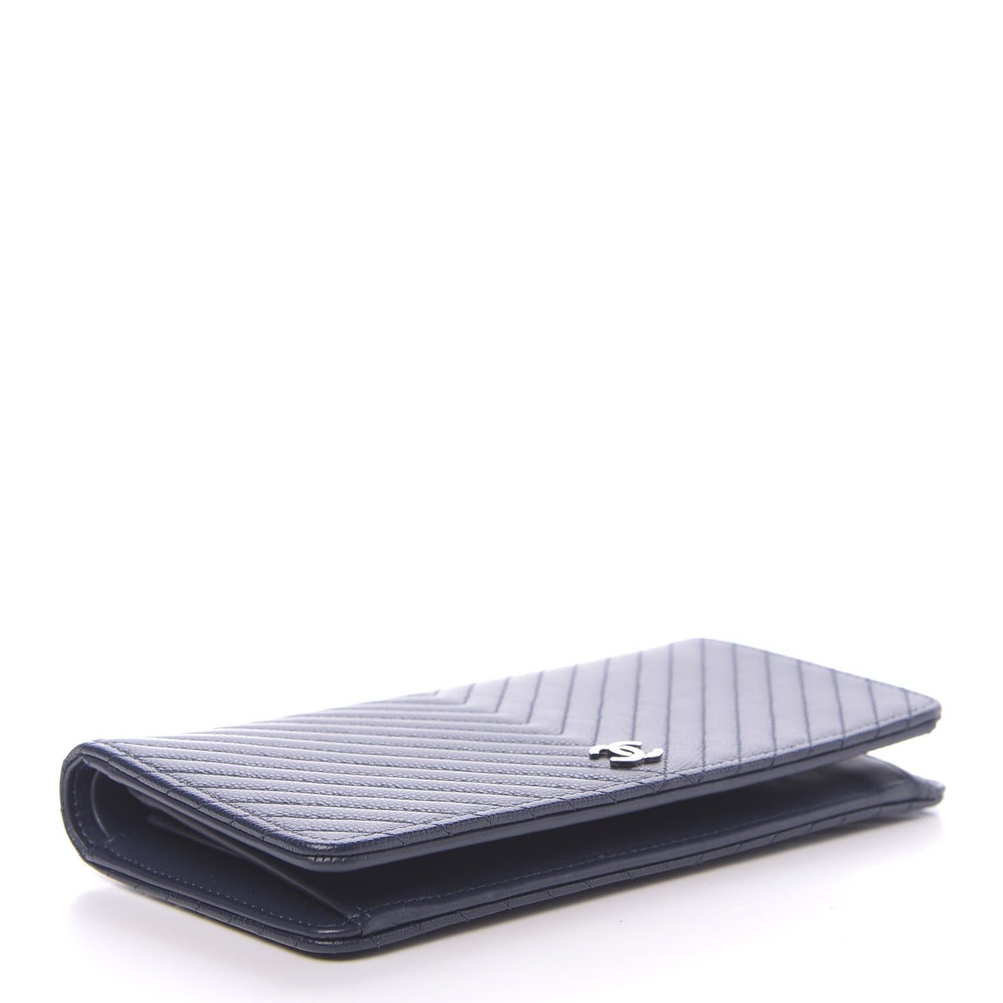 Caviar Chevron Quilted Yen Wallet Navy