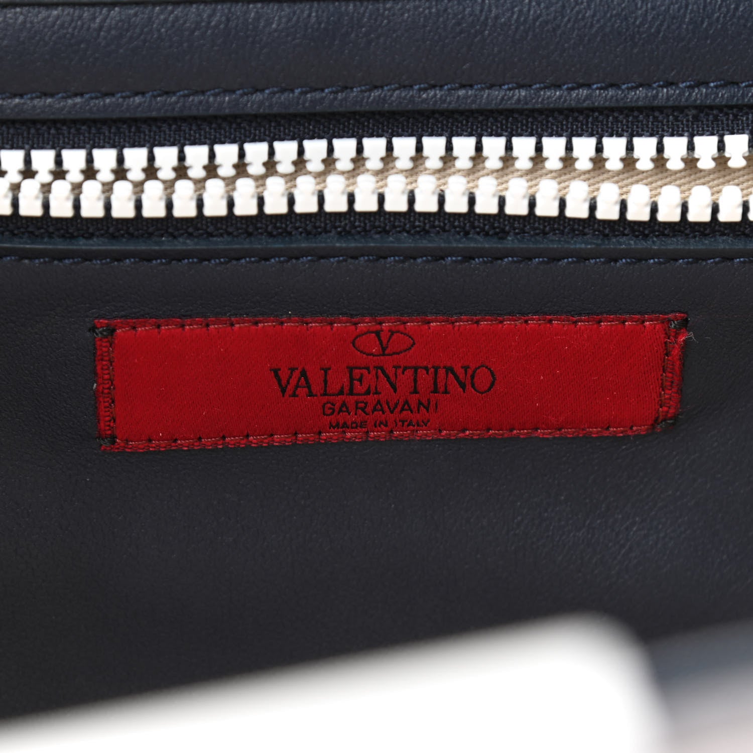 Valentino Garavani Vitello Colorblock Small Free Rockstud Tote Marine Optic White 8 of 10
