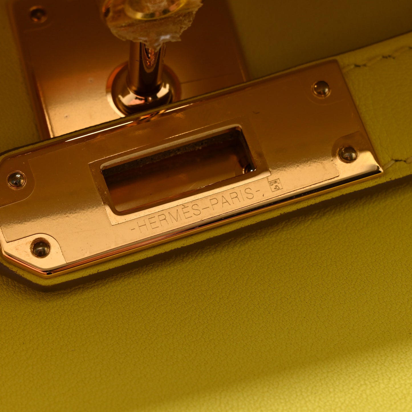 Swift Kelly Cut Clutch Pochette Lime