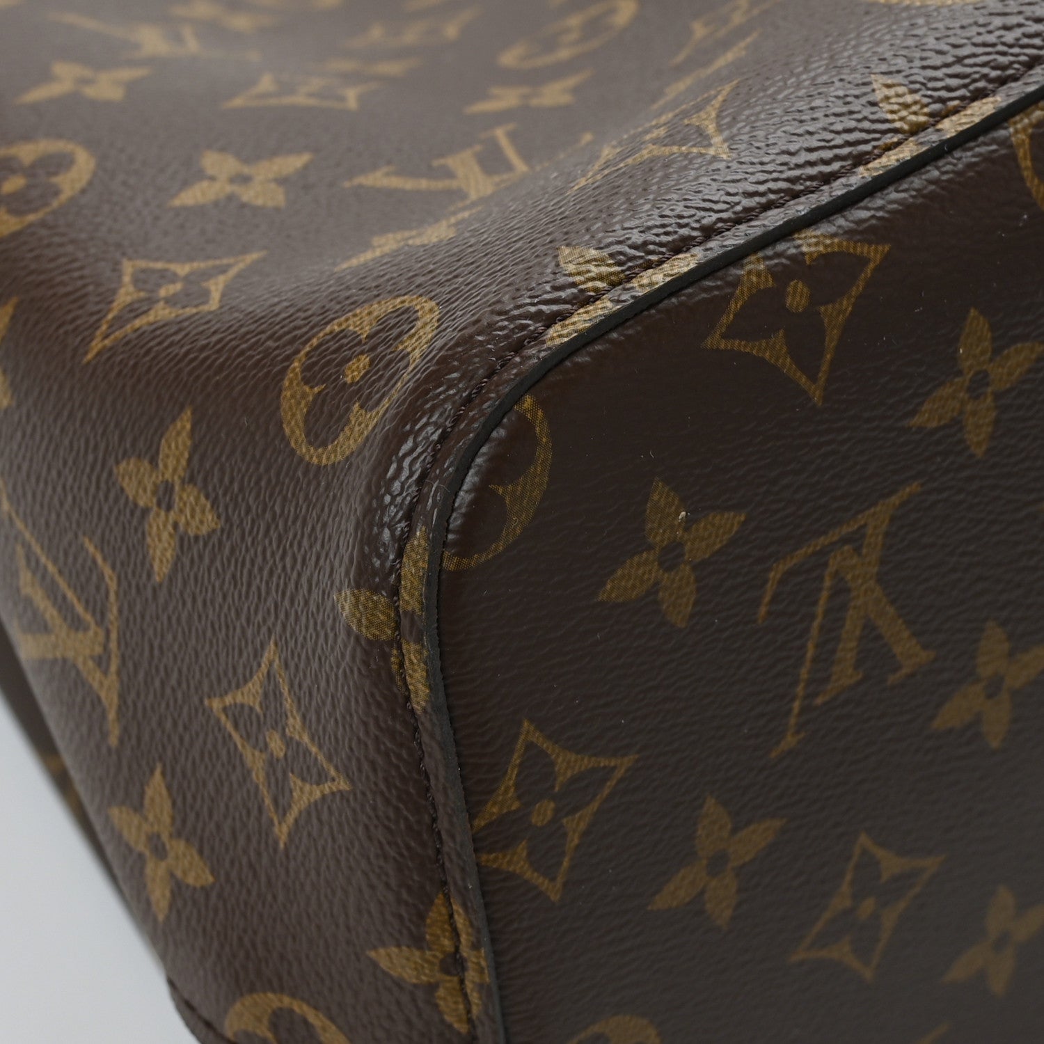 Louis Vuitton Monogram Neonoe MM Safran 9 of 10