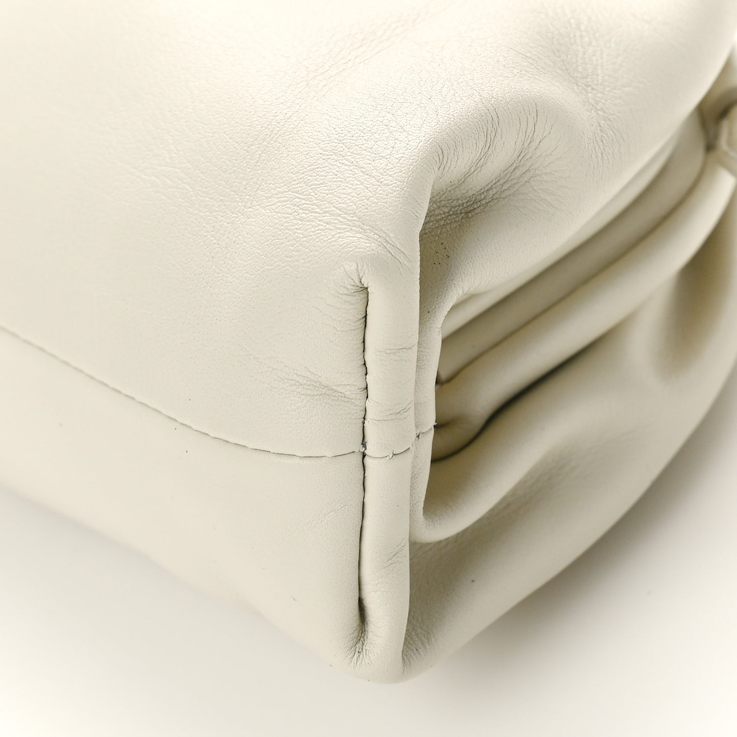 Butter Calfskin The Mini Pouch Plaster