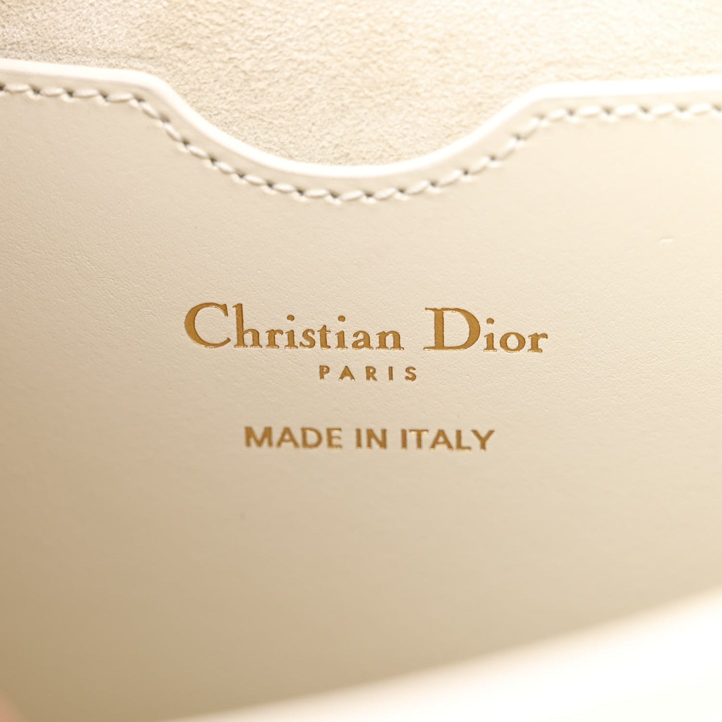 Box Calfskin Large Bobby Flap White
