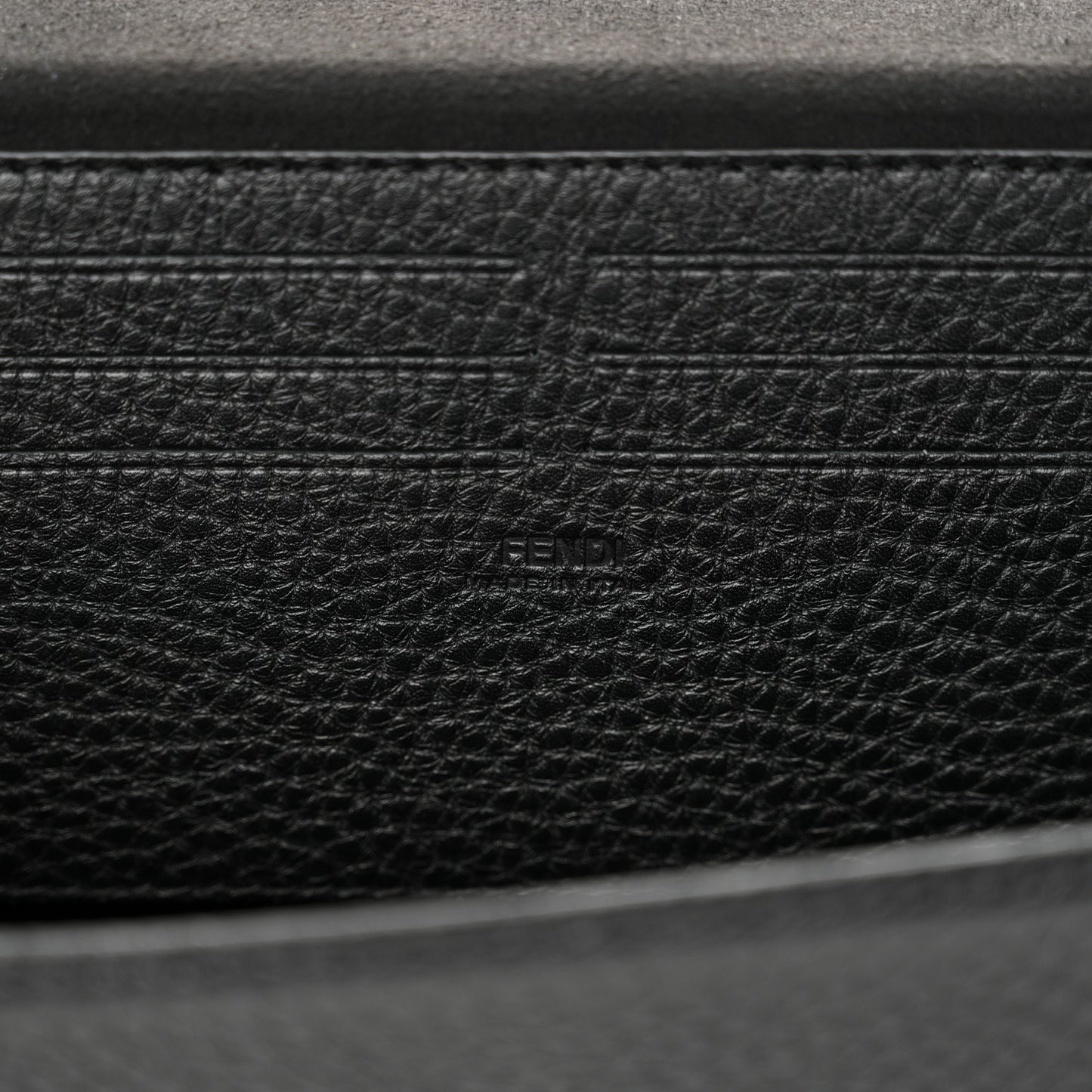 Vitello Cuoio Romano Monster Eyes Bi-Color Baguette Trunk Black Yellow