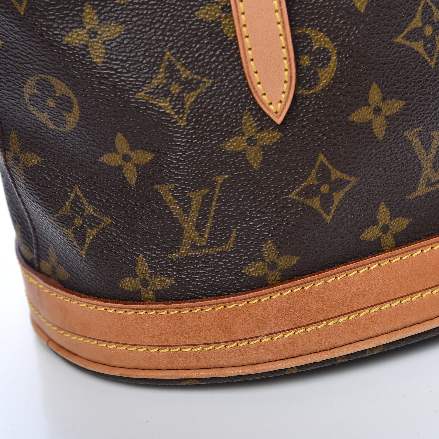 Louis Vuitton Monogram Petit Bucket 23 13 of 18