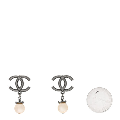 Chanel Pearl CC Drop Camelia Earrings Black Pearly White 2 of 4