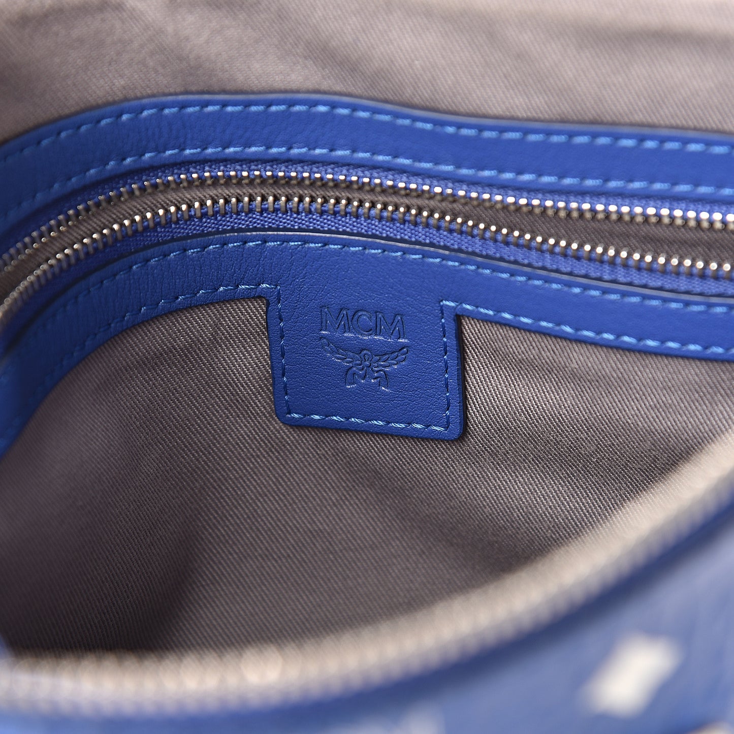 Visetos Wristlet Zip Pouch Blue