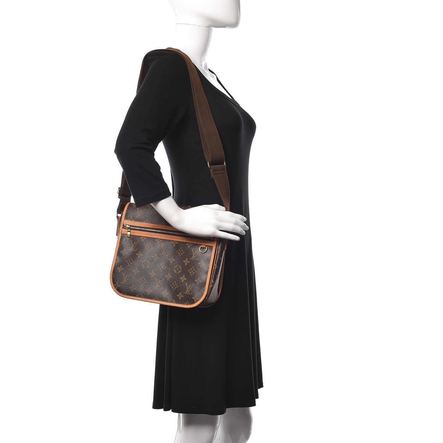 Louis Vuitton Monogram Bosphore PM Messenger 2 of 9