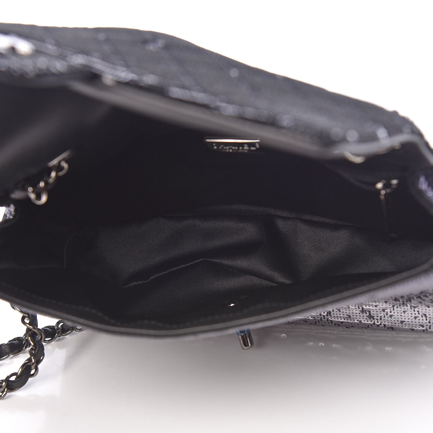Sequin Medium Single Flap Black Silver