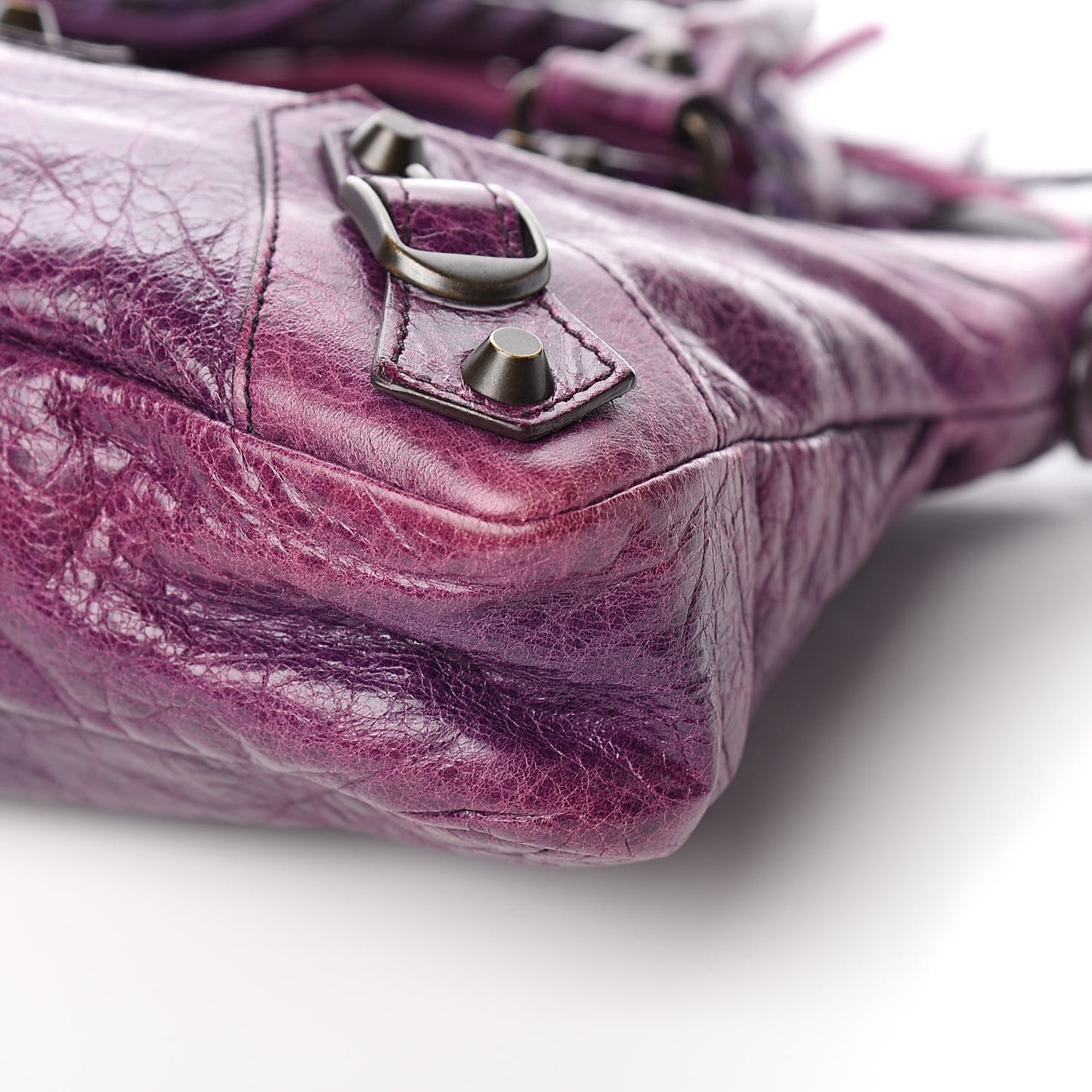 Agneau Classic Hardware First Raisin