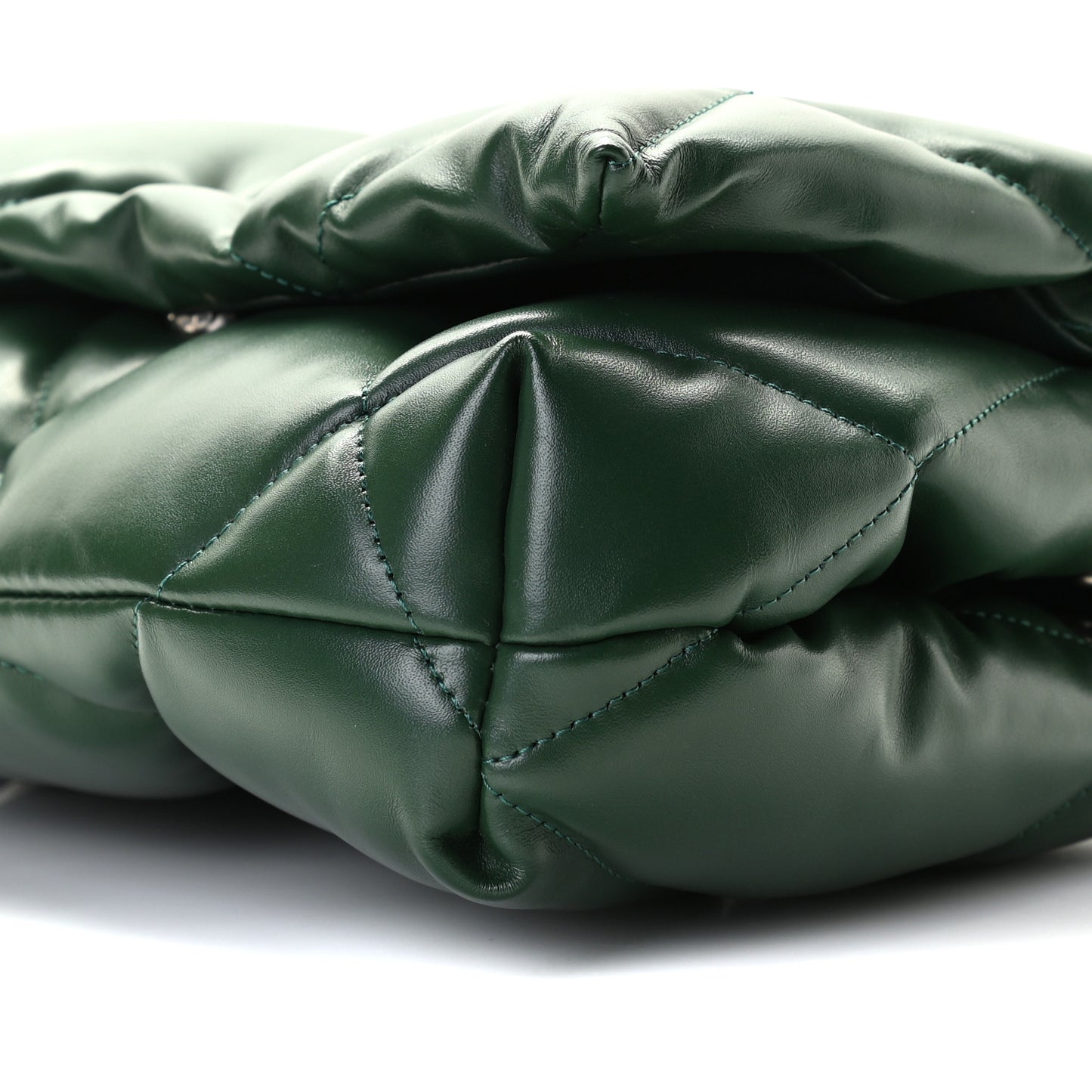Nappa Calfskin Quilted Touch B Puffy Clutch Forest Green