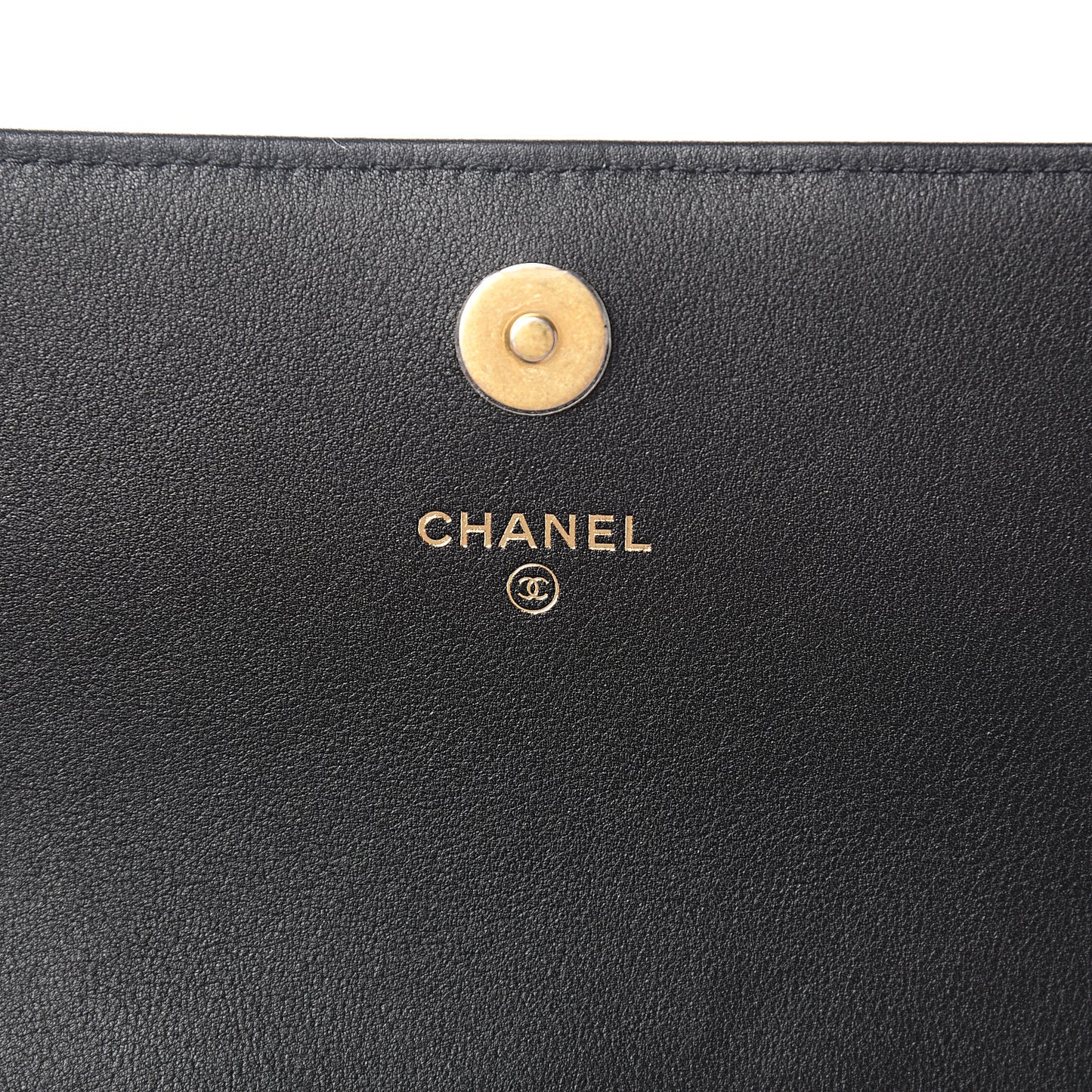 Calfskin Quilted Logo Wallet On Chain WOC Black