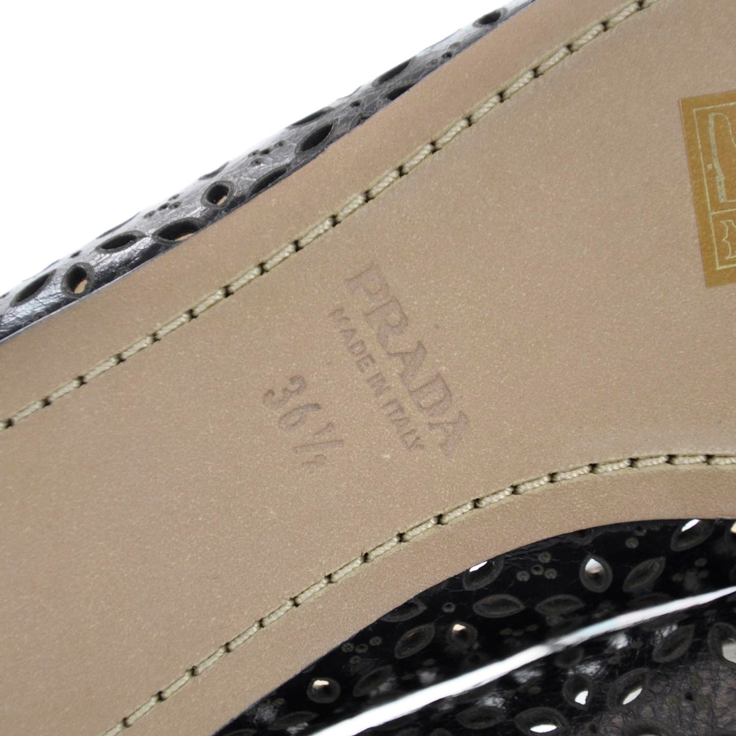 Perforated Bow Flats 36.5 Black