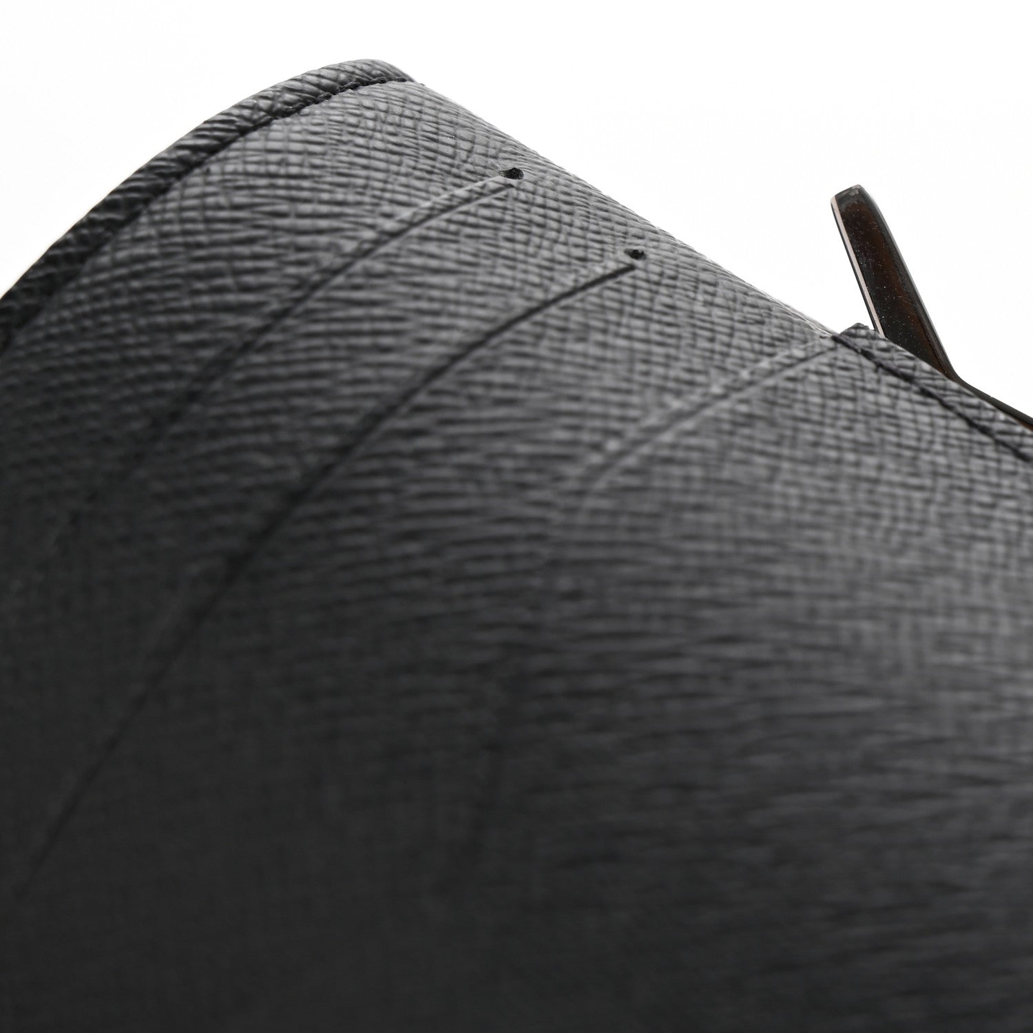 Louis Vuitton Taiga Pince Wallet Black 8 of 8