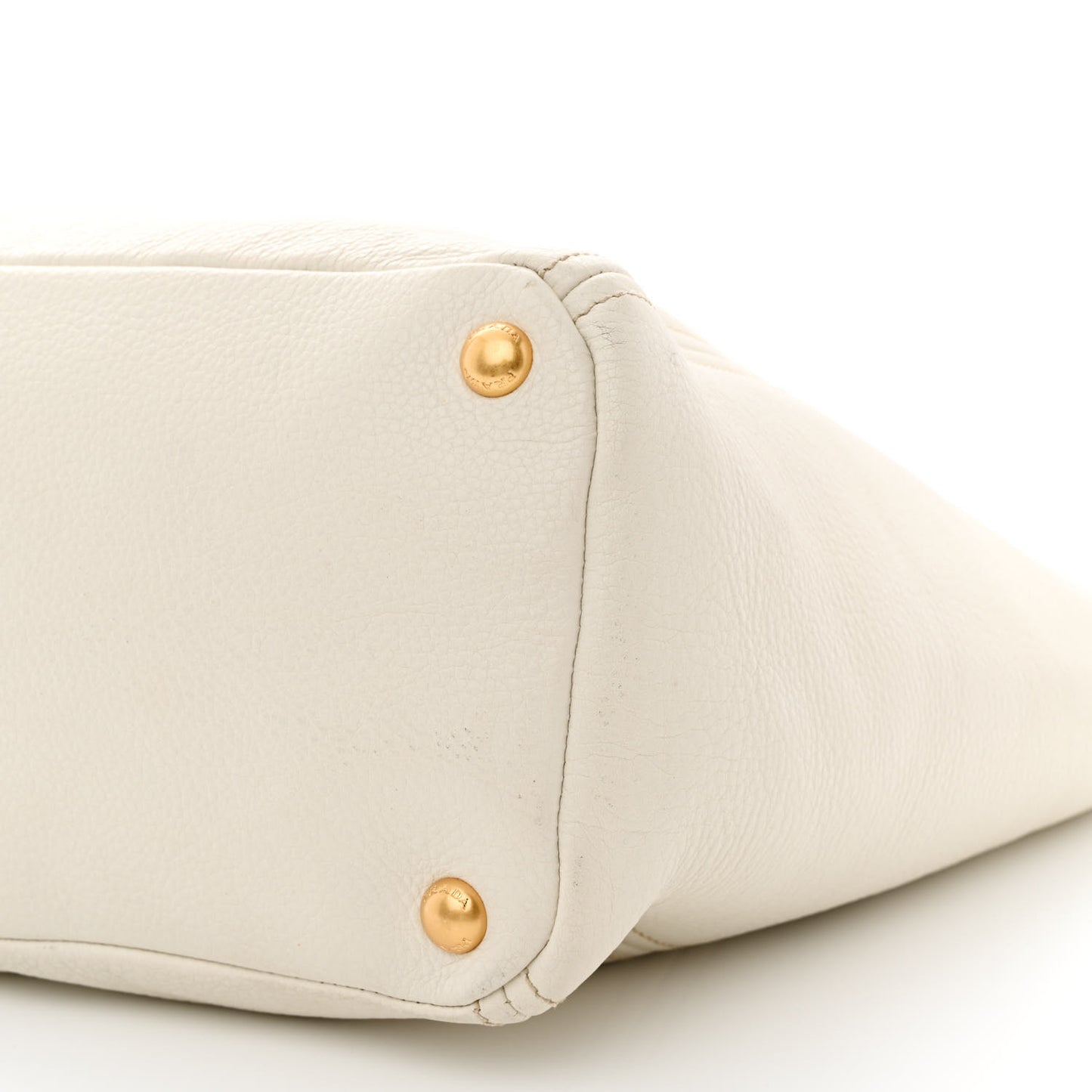 Vitello Daino Side Pocket Tote Talco