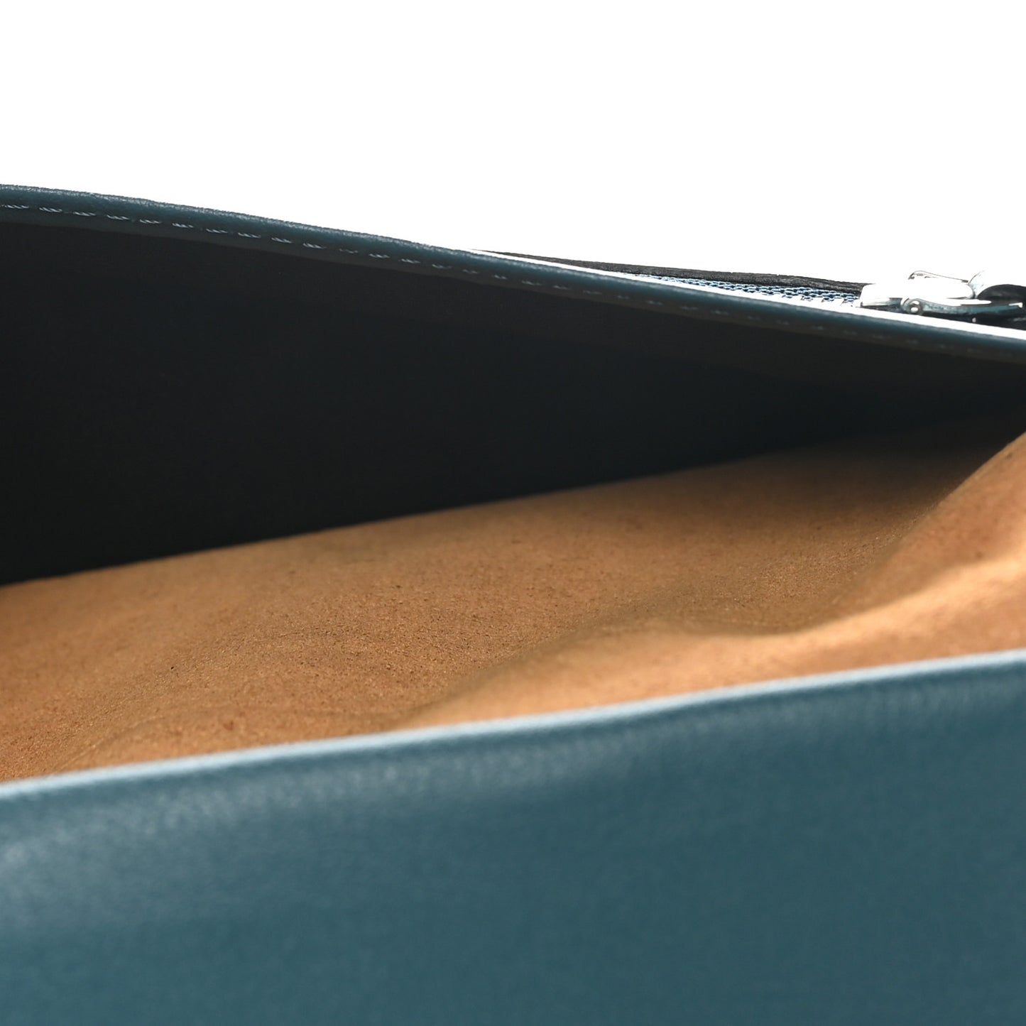 Calfskin Ottomar Wallet On Chain Teal