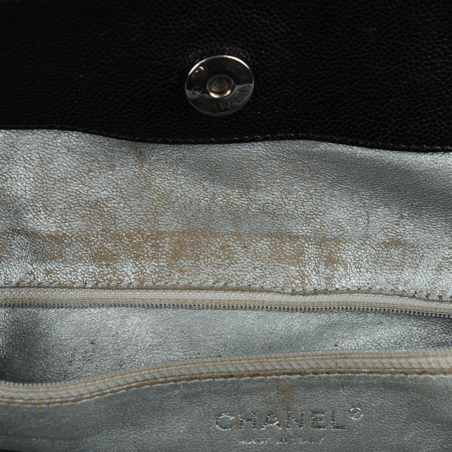 Chanel Glazed Caviar Modern Chain Tote Black 9 of 10