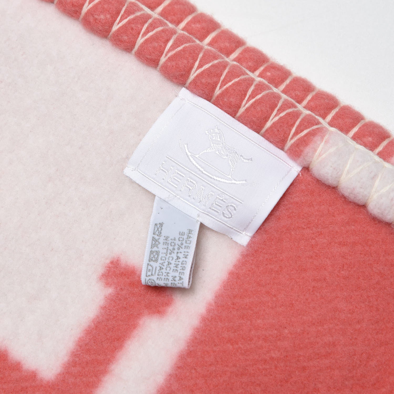 Hermes Wool Cashmere Avalon Baby Blanket Rose Airelle White 4 of 4