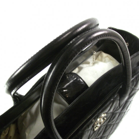 Glazed Calfskin New Portobello Tote Black