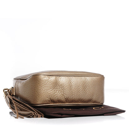 Gucci Metallic Pebbled Calfskin Small Soho Disco Bag Golden Beige 4 of 9