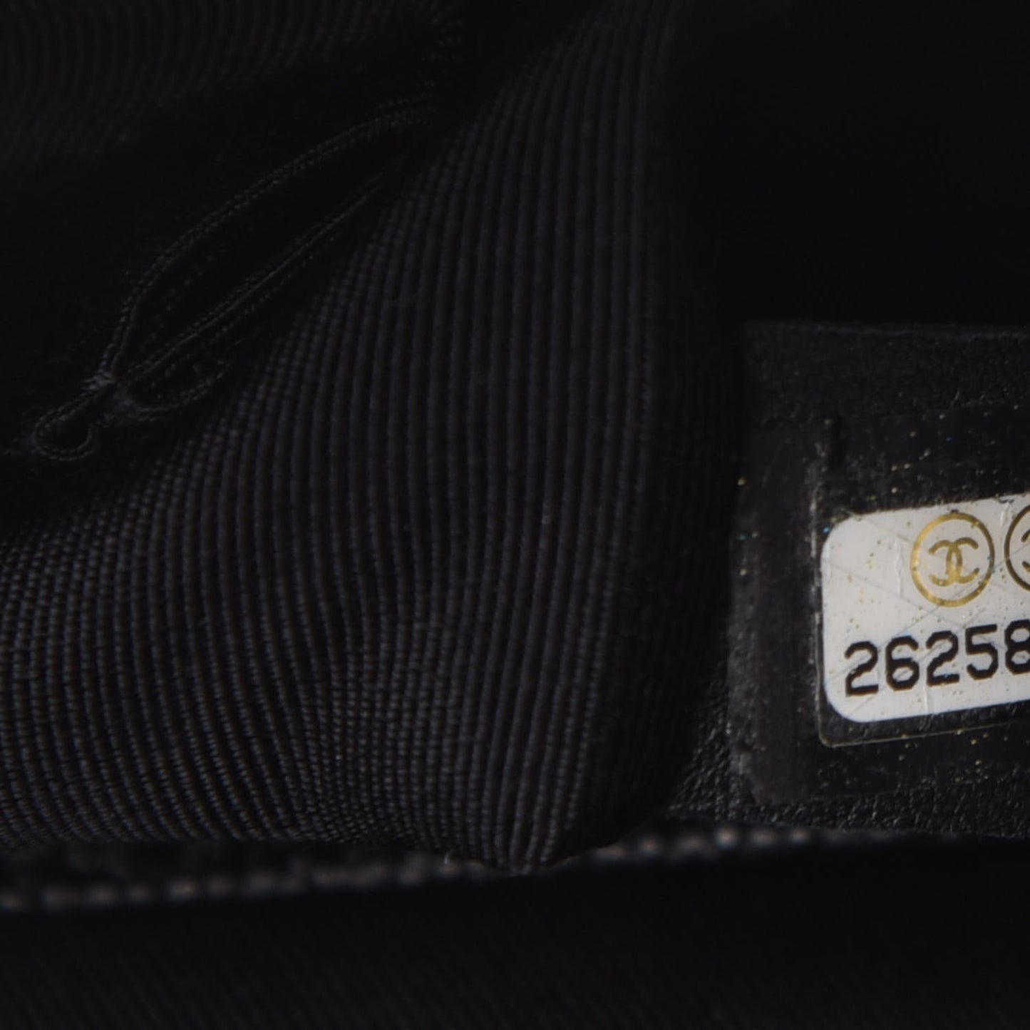 Caviar Quilted Large Boy Flap Black