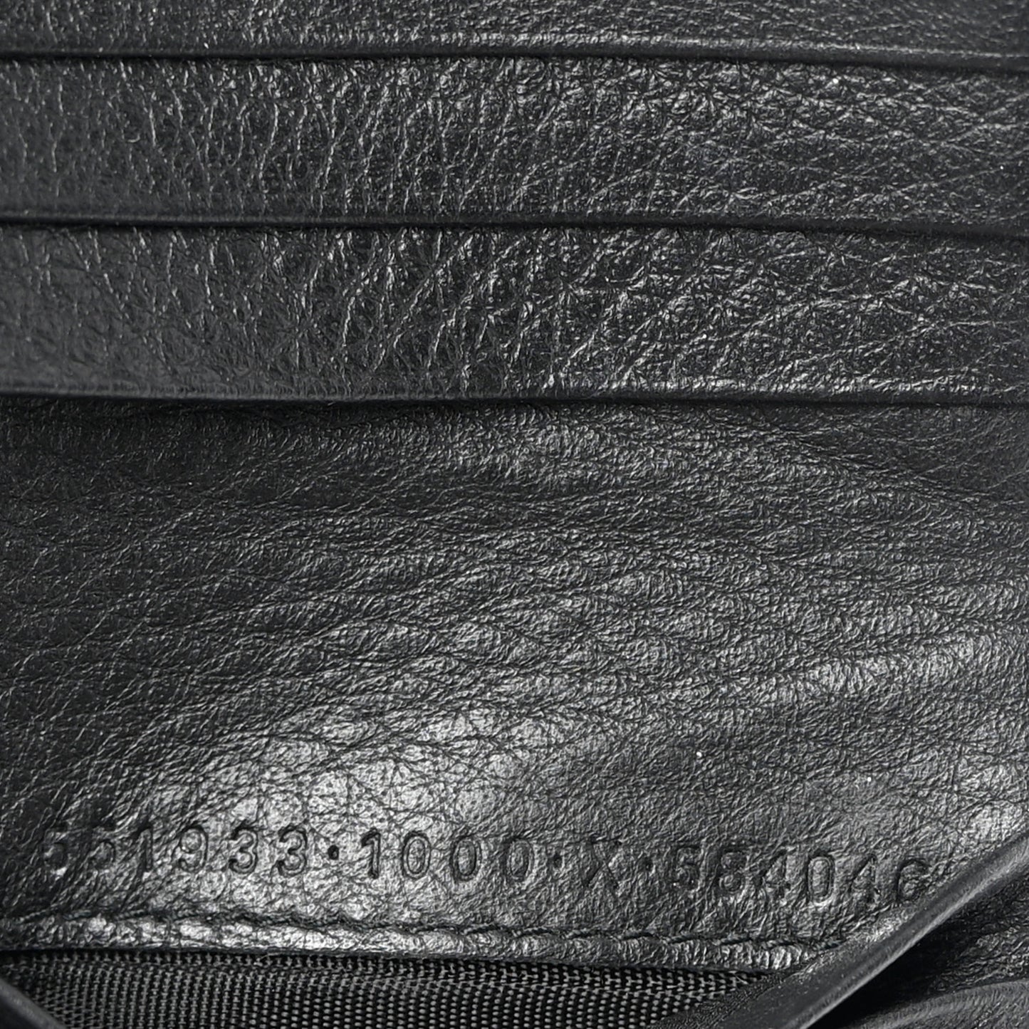 Calfskin Logo Zip Around Card Holder Black