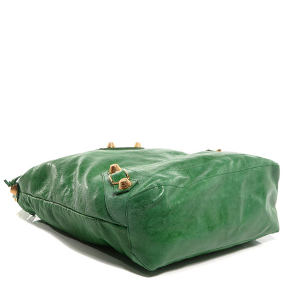 Balenciaga Chevre Giant 21 Gold Hardware Day Hobo Vert Gazon 6 of 14