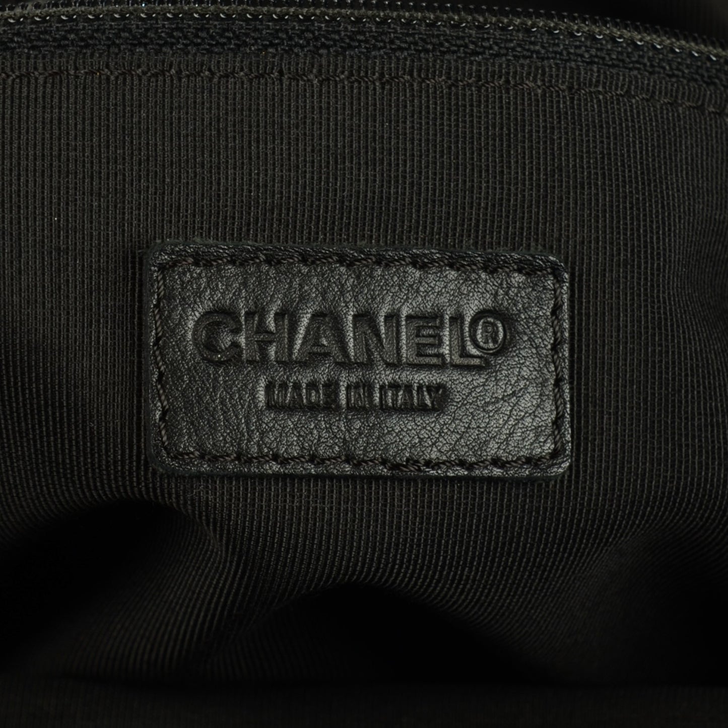 Calfskin Tall Cerf Tote Black