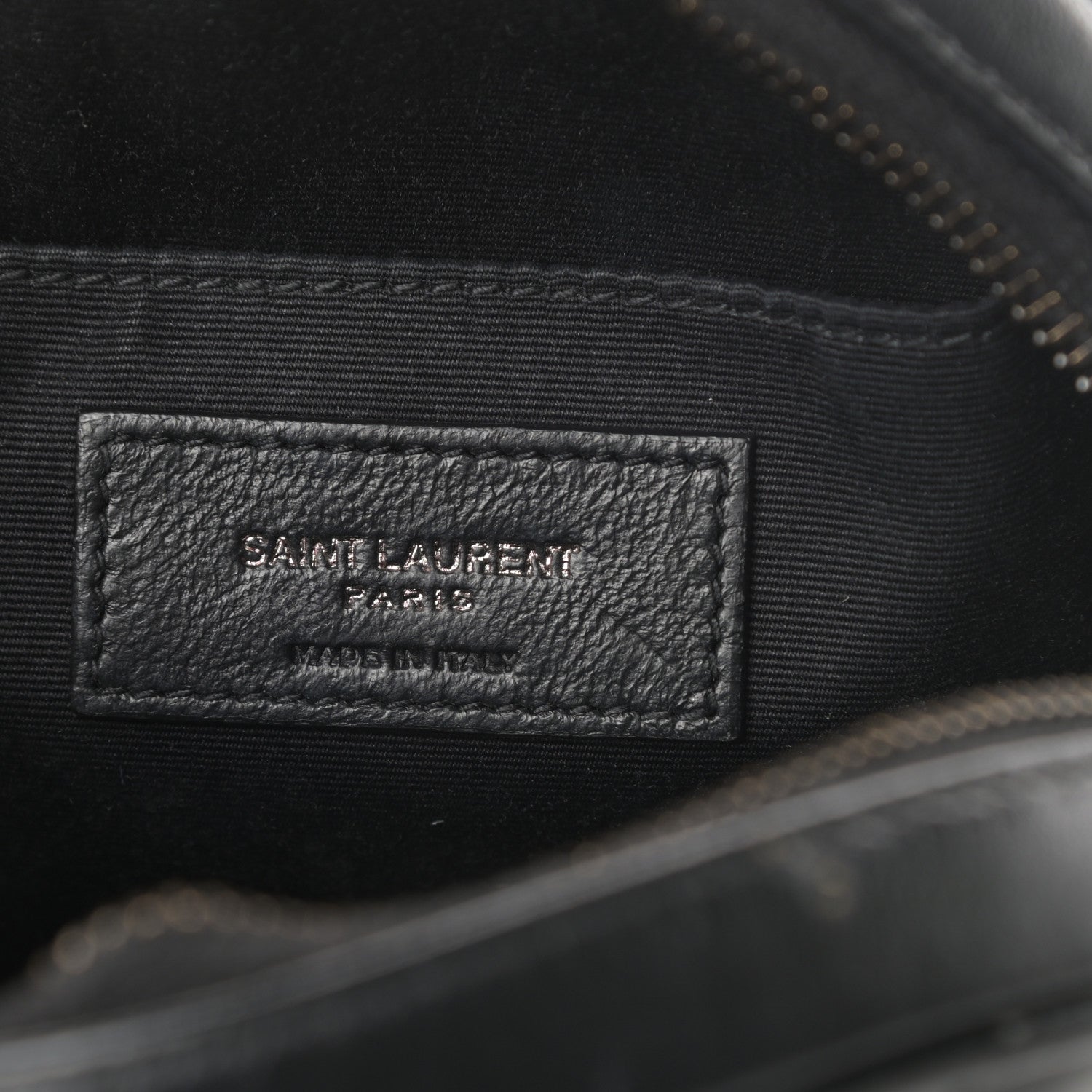 Saint Laurent Calfskin Matelasse Chevron Round Vinyle Camera Bag Black 6 of 13