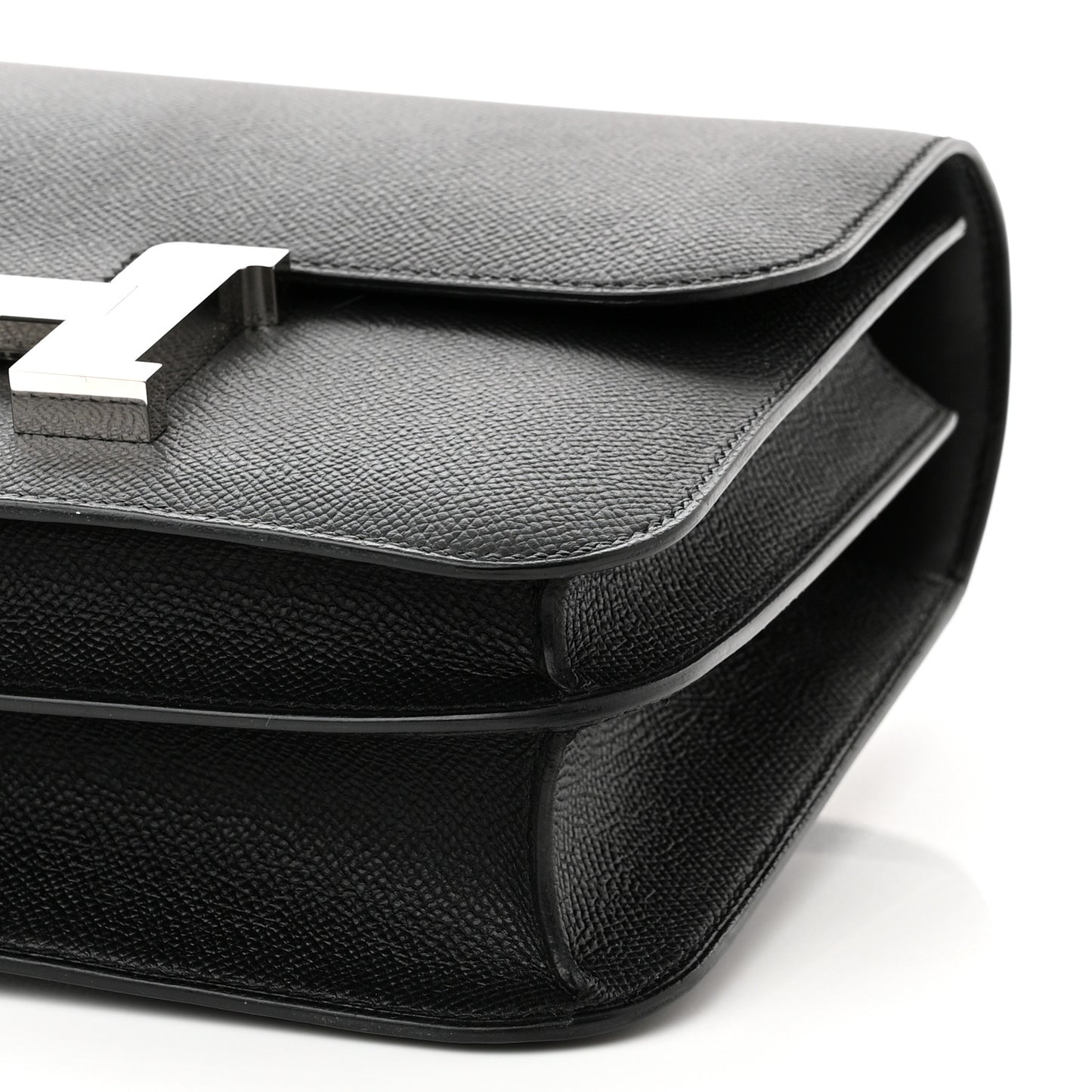 Epsom Constance 24 Black