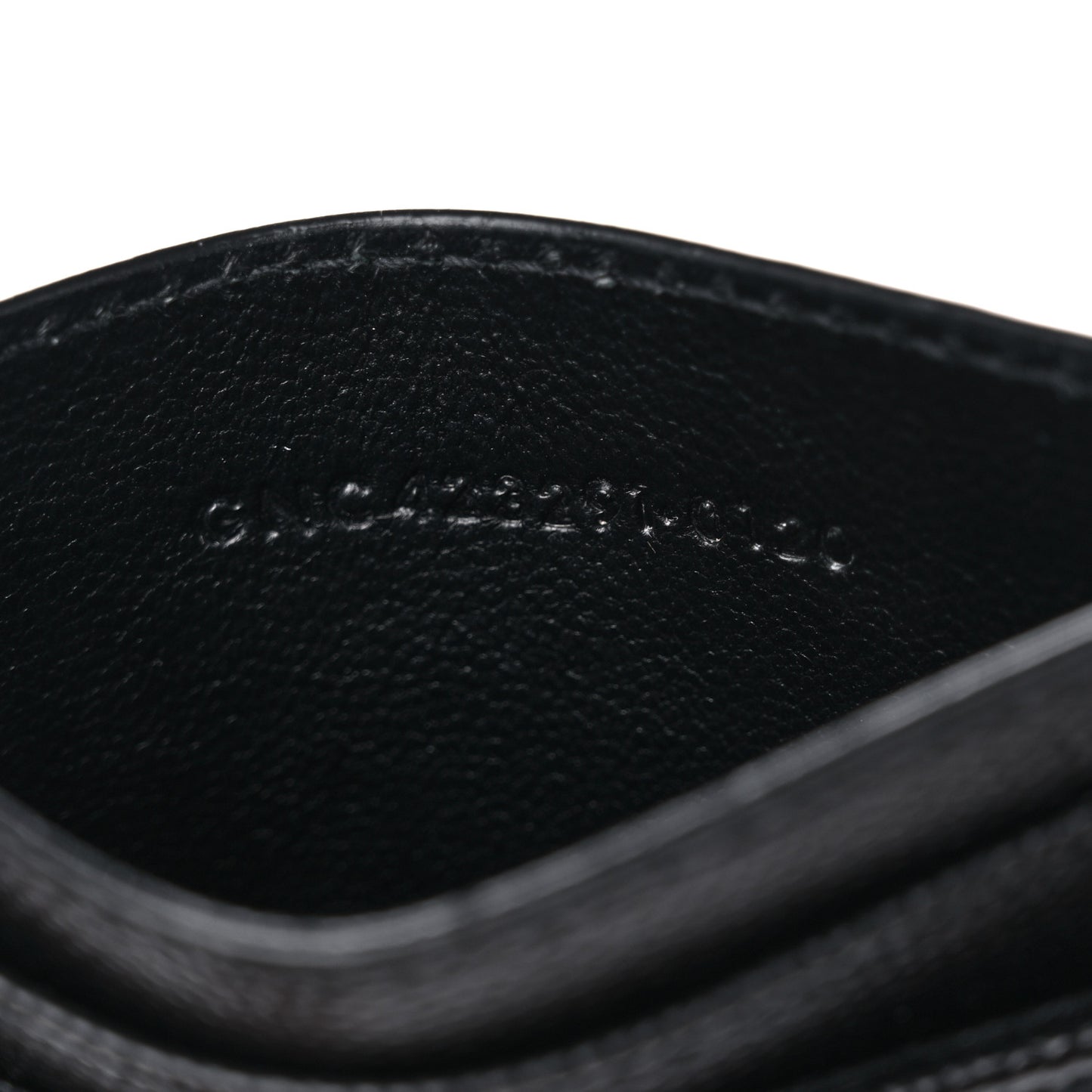 Grain De Poudre Matelasse Chevron Monogram Credit Card Case Black
