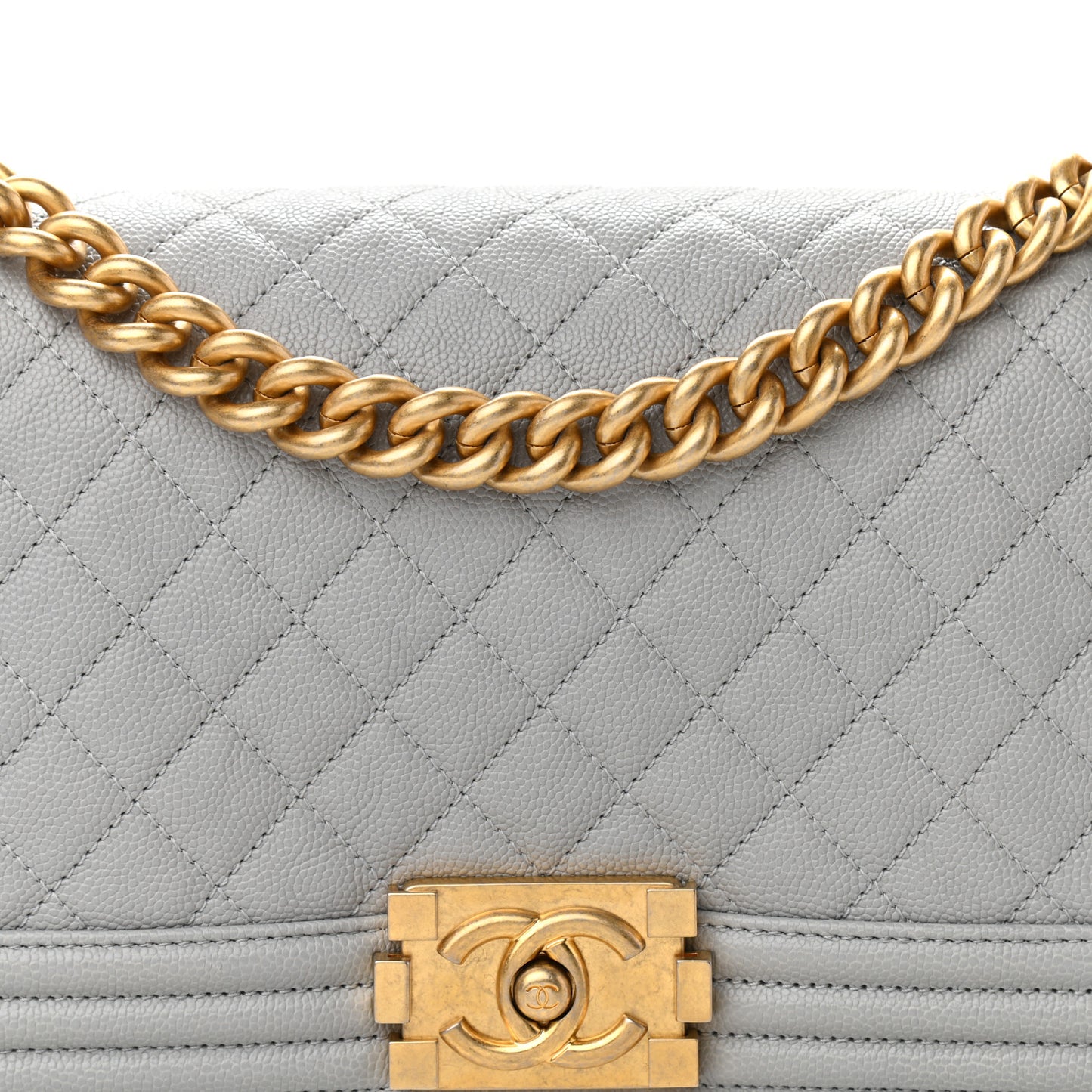 Caviar Quilted Medium Boy Flap Light Grey