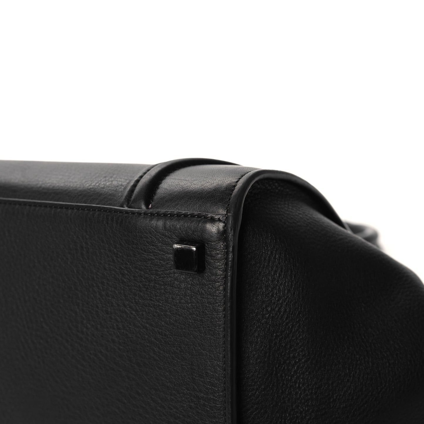 Supple Calfskin Medium Phantom Luggage Black