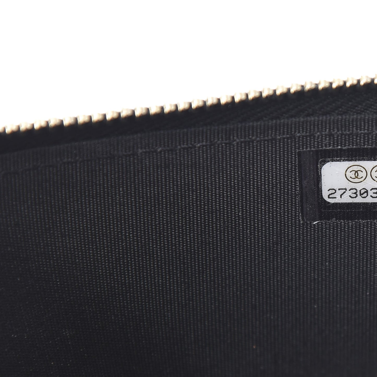 Caviar Quilted Classic Zip Boy Pouch Black