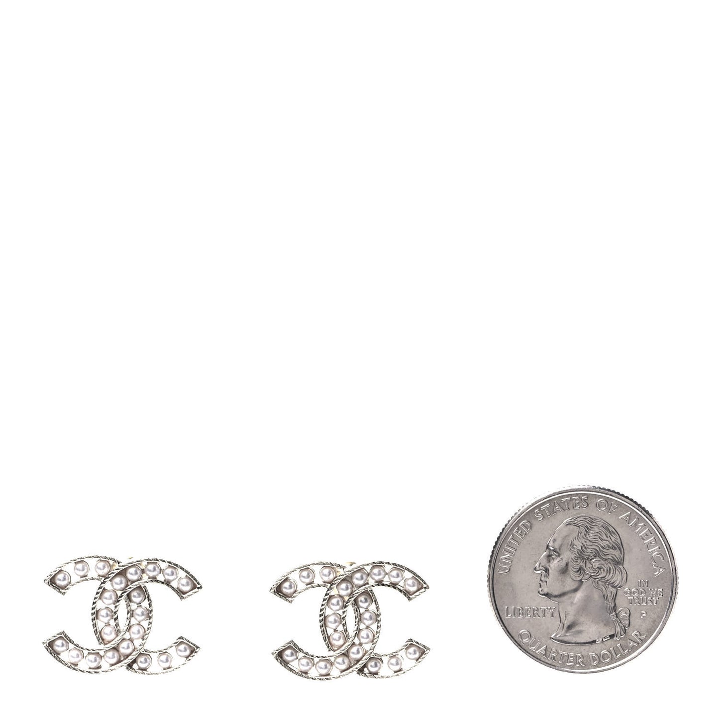 Pearl CC Earrings Silver