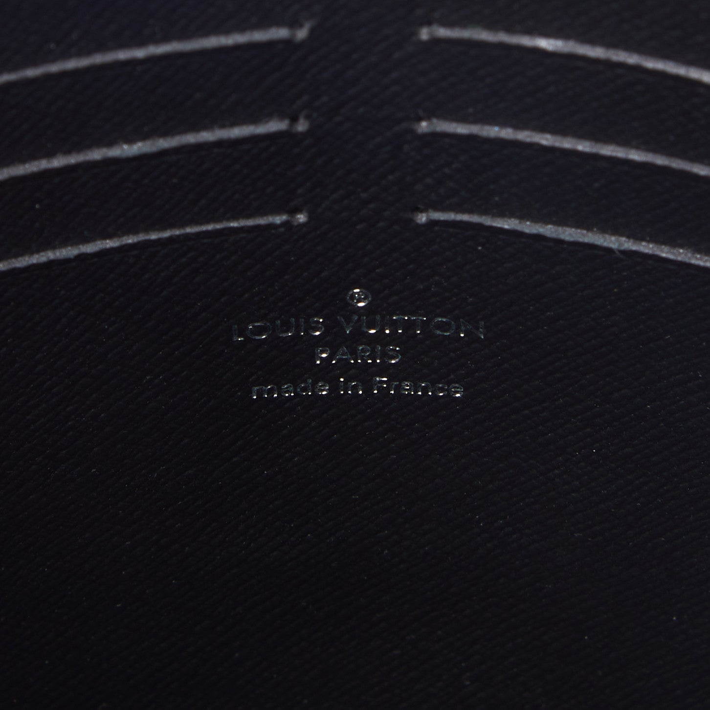 Louis Vuitton Damier Graphite Pochette Voyage MM 7 of 7