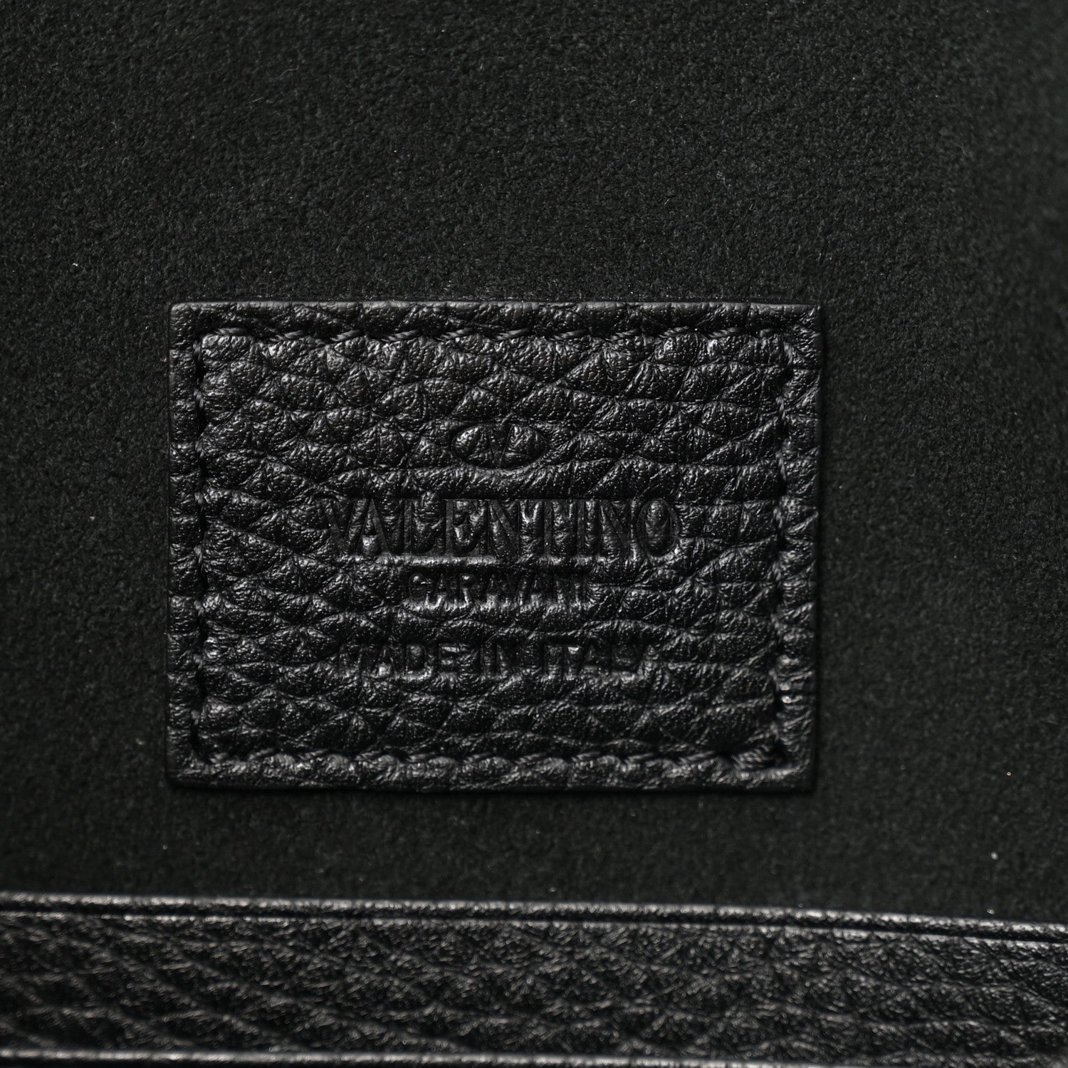 Valentino Garavani Pebbled Calfskin Large Rockstud Envelope Clutch Black 6 of 7