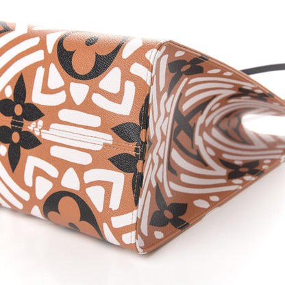 Louis Vuitton Monogram Giant Crafty Onthego GM Crème Caramel 11 of 12
