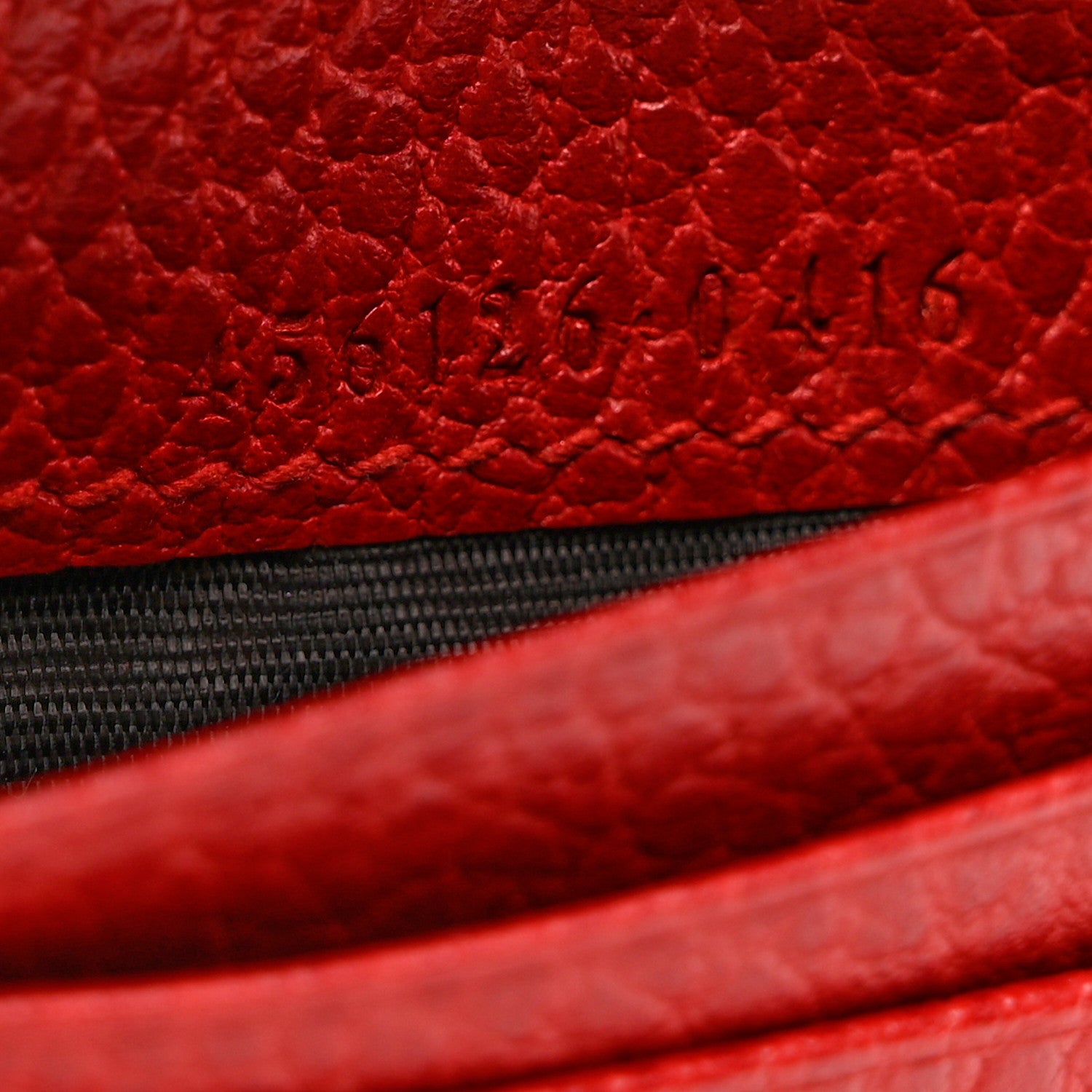 Gucci Pebbled Calfskin GG Marmont Card Case Hibiscus Red 7 of 7