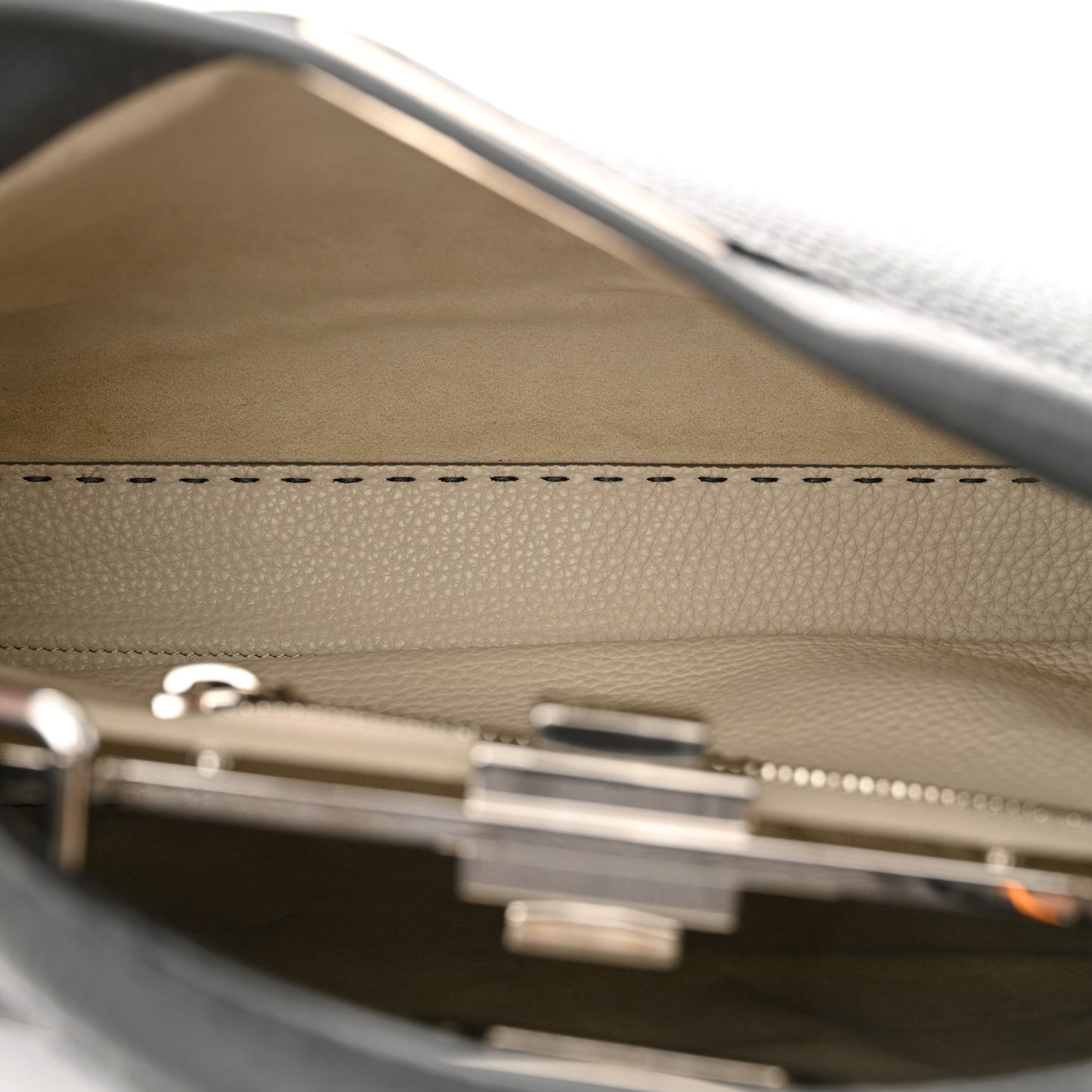 Cuoio Romano Selleria Bi-Color Medium Peekaboo Iconic Satchel Asfalto Latte