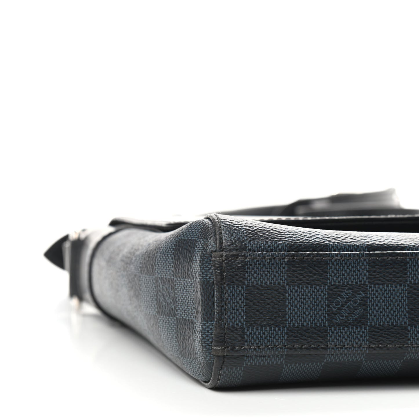 Damier Cobalt Newport Messenger PM