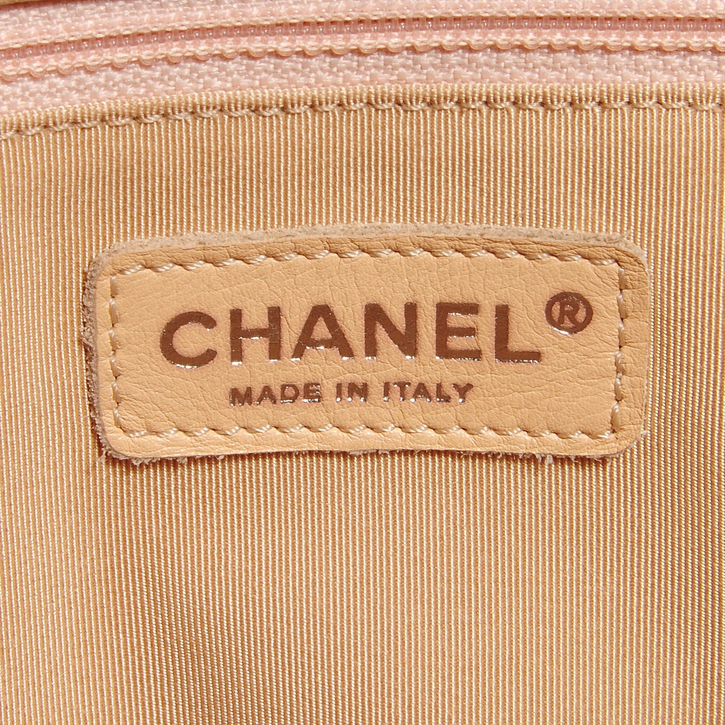 Caviar Quilted Grand Shopping Tote GST Beige Clair