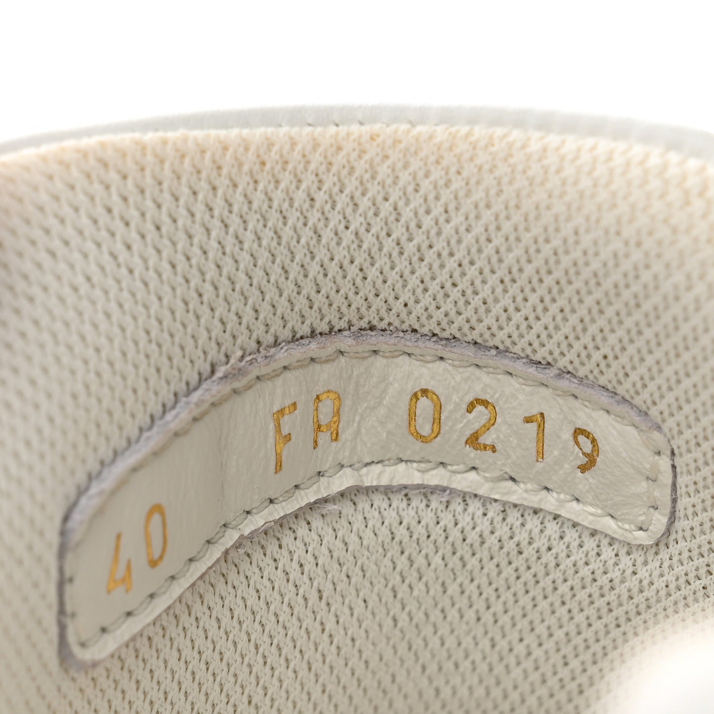 Calfskin Time Out New Wave Sneakers 40 White