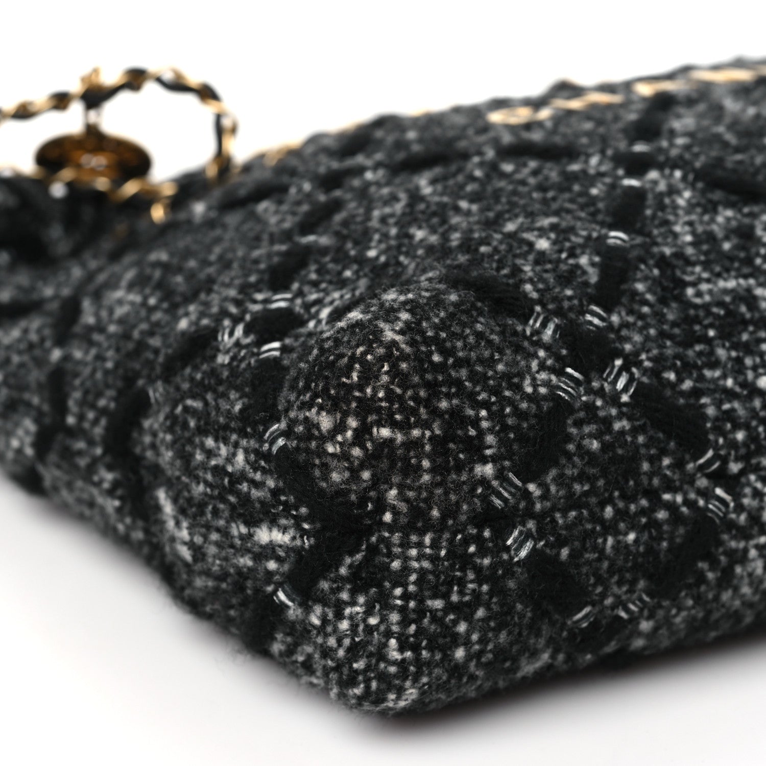 Chanel Tweed Quilted Chanel 22 Black Ecru 9 of 10
