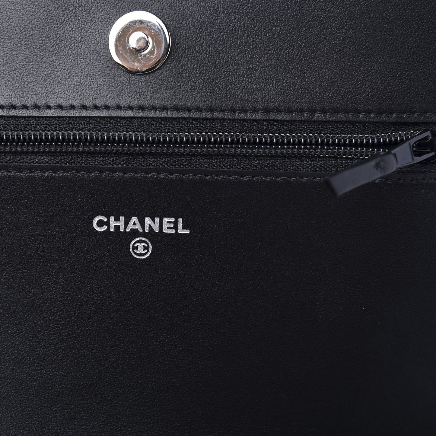 Caviar Quilted Boy Wallet On Chain WOC Black