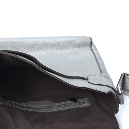 Louis Vuitton Taiga Roman MM Messenger Glacier 4 of 9